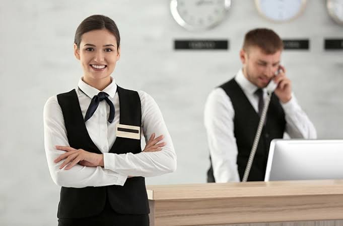 CURSO GRATUITO DE RECEPCIONISTA DE HOTEL ONLINE – COM OPÇÃO DE CERTIFICADO VÁLIDO!