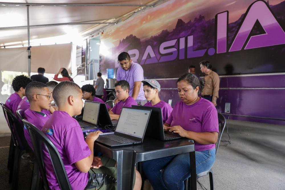 PROJETO BRASÍL.IA OFERECE 800 VAGAS PARA CURSOS DE TECNOLOGIA EM QUATRO CIDADES