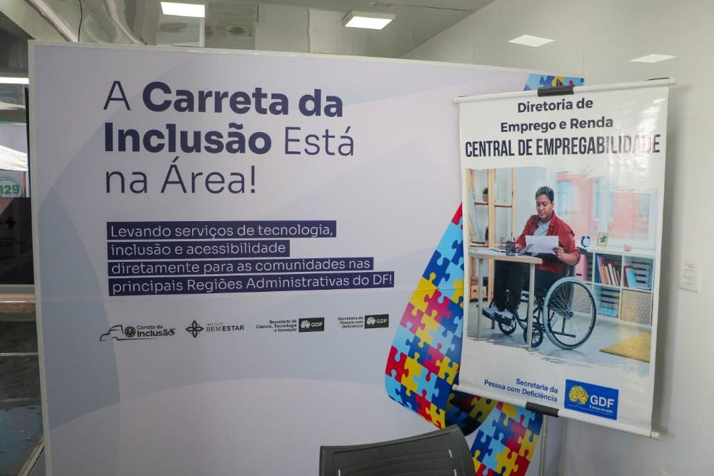 CARRETA DA INCLUSÃO LEVA SERVIÇOS GRATUITOS DO GDF A PESSOAS COM DEFICIÊNCIA EM SOBRADINHO