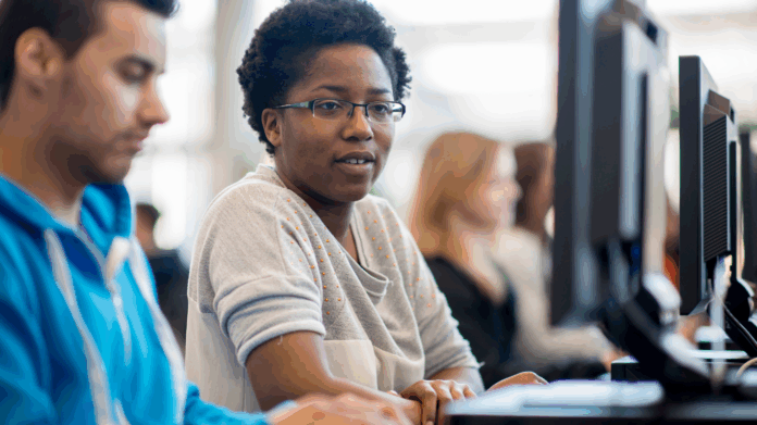 M-TECH 2026 ABRE INSCRIÇÕES PARA CURSOS GRATUITOS EM TECNOLOGIA E EMPREENDEDORISMO