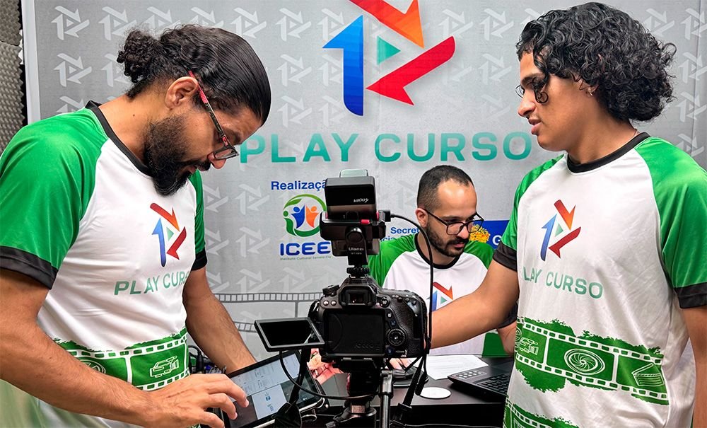 PLAY CURSO II OFERECE FORMAÇÃO ON-LINE GRATUITA E APOSTA NA INCLUSÃO DIGITAL